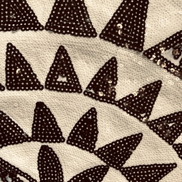 Sequenced Bebe Dress - Picture 9 of 12